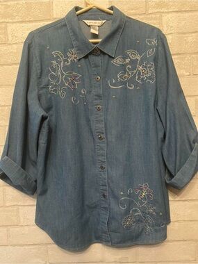Chambray Button-Up Shirt with Floral Embroidery